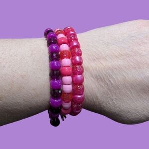 Elegant Pink and Purple Beaded Kandi Bracelet Set (3)